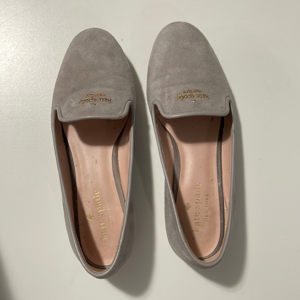 Worn a few times, in excellent condition.